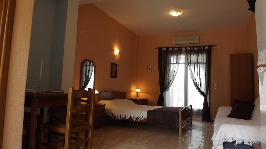 Pefka Studios & Apartments Vourvourou Oda fotoğraf